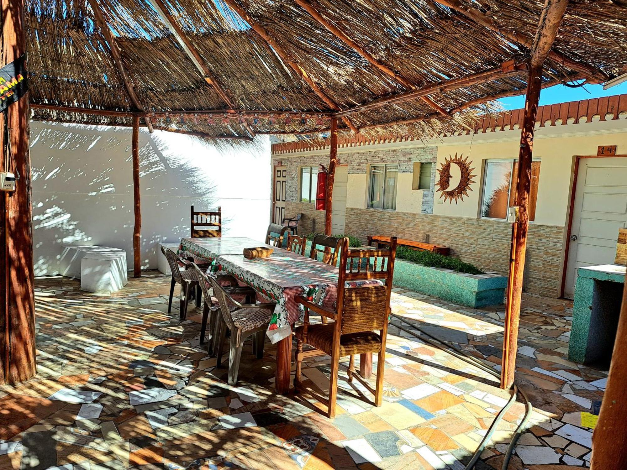 Hostal El Amigo Lucho サン・ペドロ・デ・アタカマ エクステリア 写真